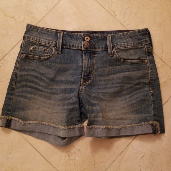 Levi's Pants - Levi's  Jean shorts